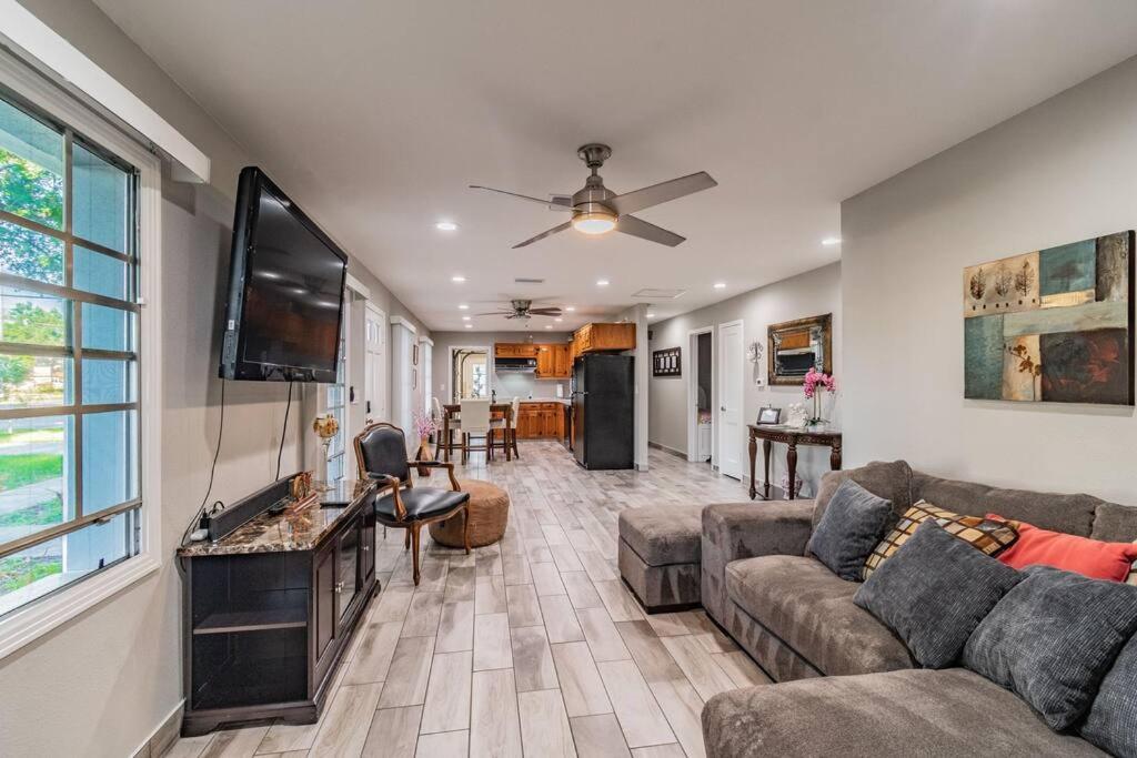 Town 'N' Country Cozy Corner, Your Florida Fun Hub Villa Tampa Eksteriør billede